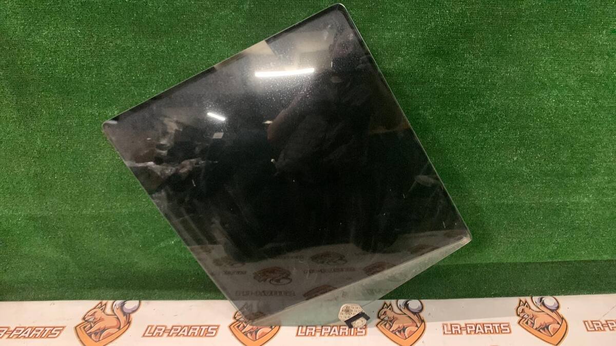 LR041903 Rear left door glass Land Rover Discovery 4 L319 (2009-2016) used
